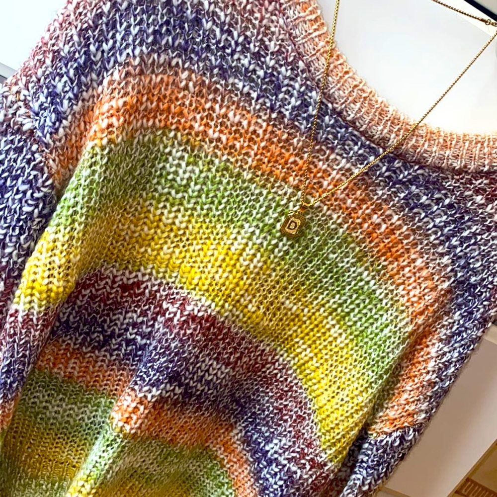 Super cute colorful sweater!